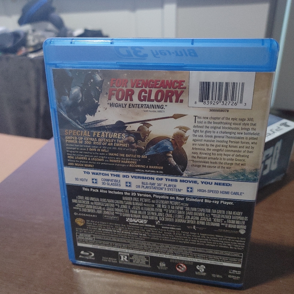 300 RISE OF AN EMPIRE 3D BLU-RAY - Picture 2 of 3